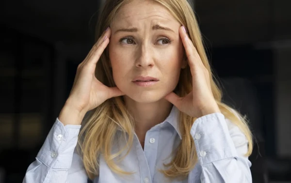 «Я больше не справляюсь»: как понять, что близок нервный срыв