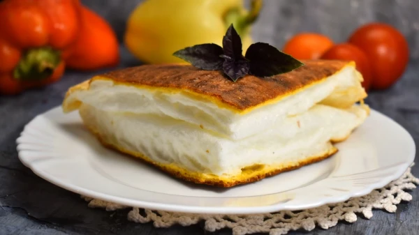 Легендарный омлет мадам Пуляр: простой рецепт воздушного завтрака