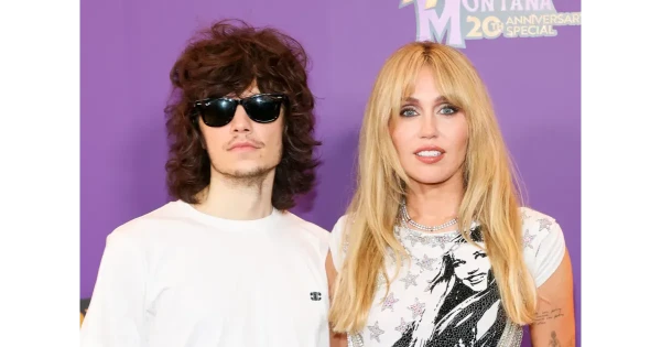 Изображение к статье: Майли Сайрус зажгла на премьере «Ханны Монтаны» вместе с женихом и близкими