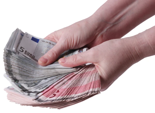 Изображение к статье: Европарламент принял директиву о единых уголовных наказаниях за коррупцию по всему ЕС