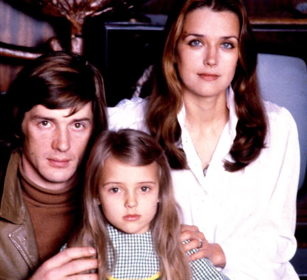 Алферова раскрыла правду о семье: слезы матери и конфликты с Абдуловым