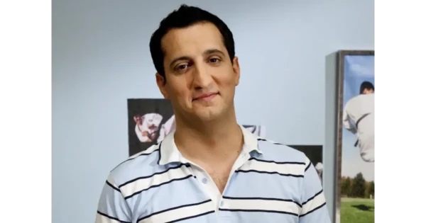 Звезда «Универа» Арарат Кещян в центре скандала: внебрачный сын, алименты и угрозы забрать ребенка