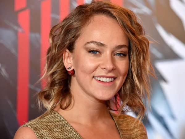 Аглая Тарасова зажигает с влиятельным продюсером: новые слухи о романе после условного срока