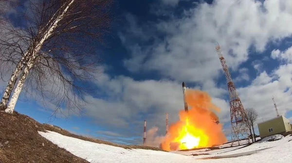 Спецслужбы Латвии объяснили , стоит ли латвийцам боятьтся угроз  России  ядерным оружием