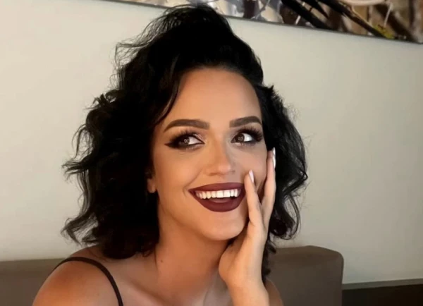 Певица Слава удивила признанием после семейного фото с дочерьми