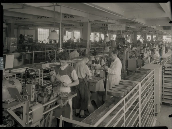 Изображение к статье: 100 лет назад это был передовое производство.