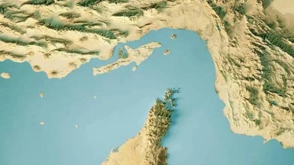 Изображение к статье: Все больше кораблей проходит через Ормузский пролив