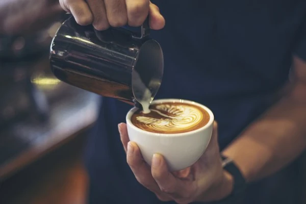 Патологоанатом оценила влияние кофе и энергетиков на здоровье