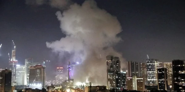 Богатеньким эмиратам приходится несладко.