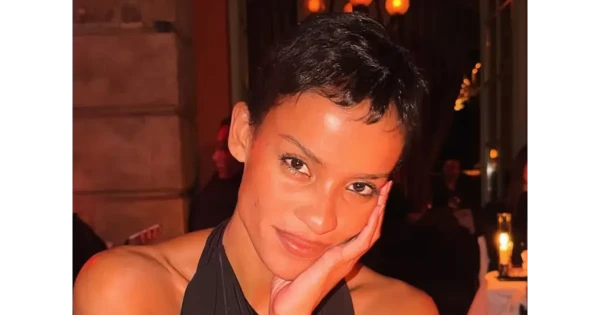 Изображение к статье: Нара Баптиста, муза Венсана Касселя, блистает на новых снимках с отдыха