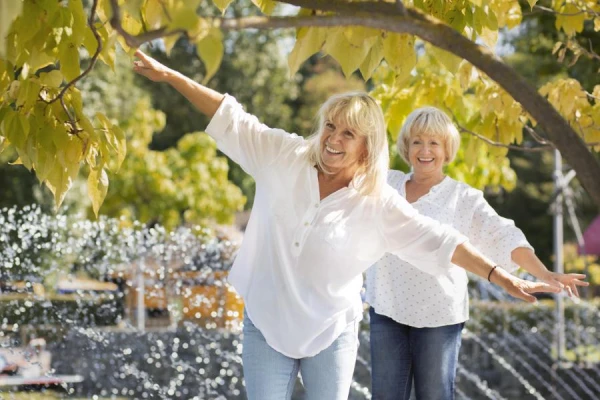 Кто-то в Латвии получает пенсию в размере более полумиллиона евро в год. Кто это?