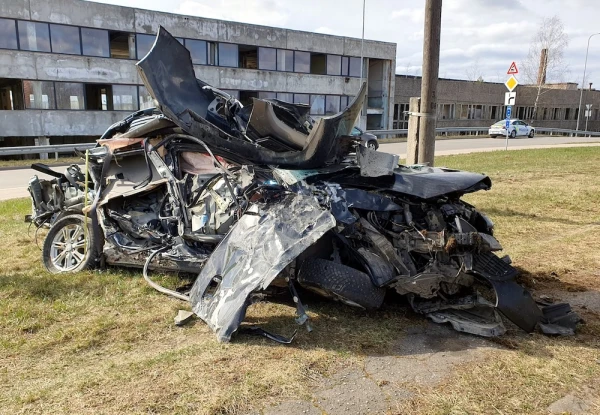 Трагическая авария в Даугавпилсе: пассажир поезда рассказал о пережитом и выдвинул свои версии