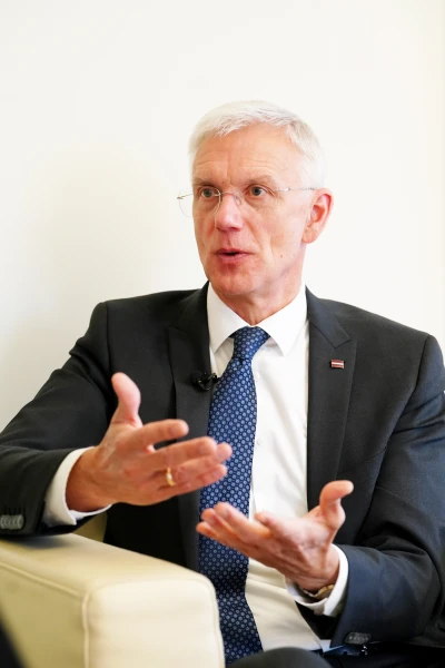 Изображение к статье: Есть «два Кариньша» - неприятные  откровения экс-главы Госканцелярии