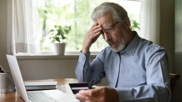 Письма мертвому человеку - латвийские чиновники не устают поражать