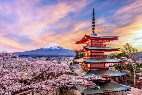 Власти Японии переименовали столицу Латвии – потому что уважают