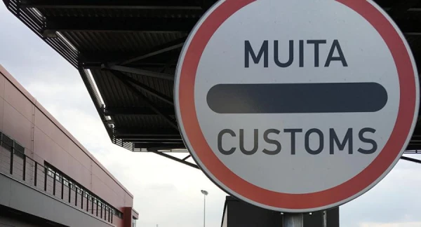 Изображение к статье: От «вина Лукашенко» до пуль: таможня выявила тысячи нарушений санкционного режима