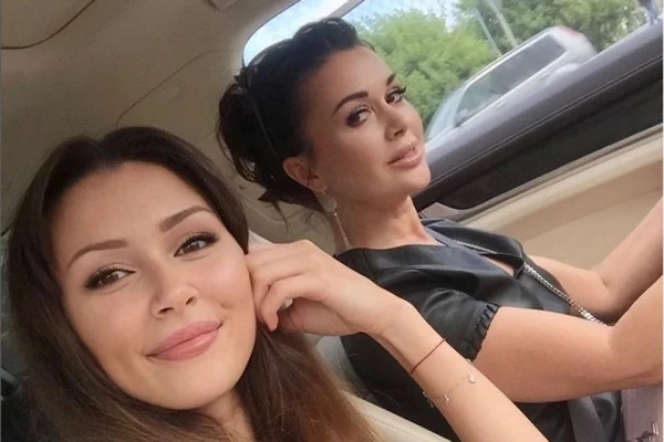 Внук «прекрасной няни» отметил год: новые фото растрогали фанатов