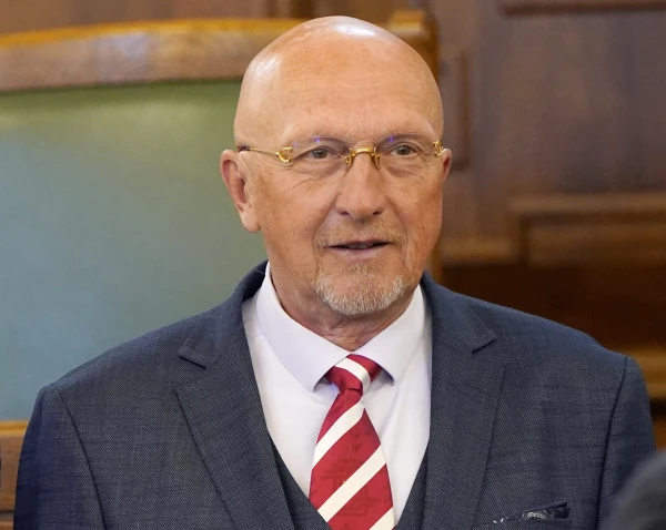 Изображение к статье: «Срочно менять европейский курс!»