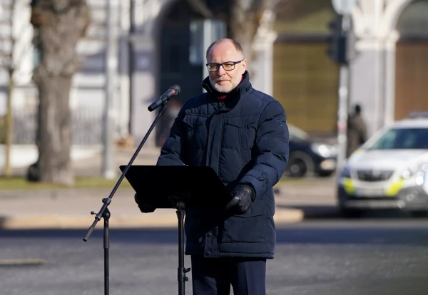 Изображение к статье: Бывший политолог Спрудс несет бремя руководителя военного ведомства.