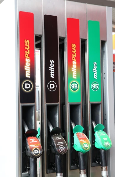 Торговцам топливом «угрожают» налогом солидарности