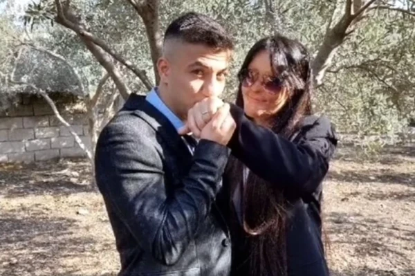 Изображение к статье: Простила за уродство. Парень залил невесту кислотой, а она сказала «люблю»