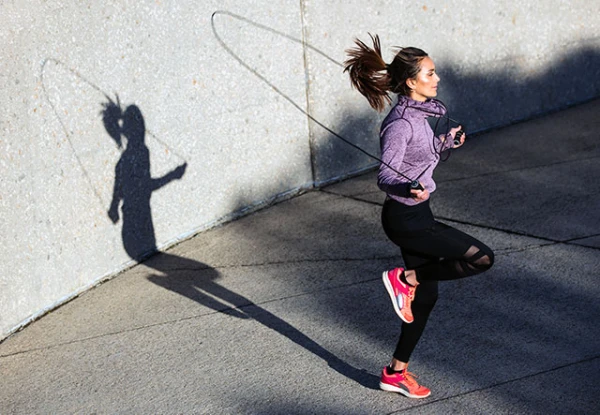 Изображение к статье: Прыжки со скакалкой: почему это упражнение работает лучше, чем кажется