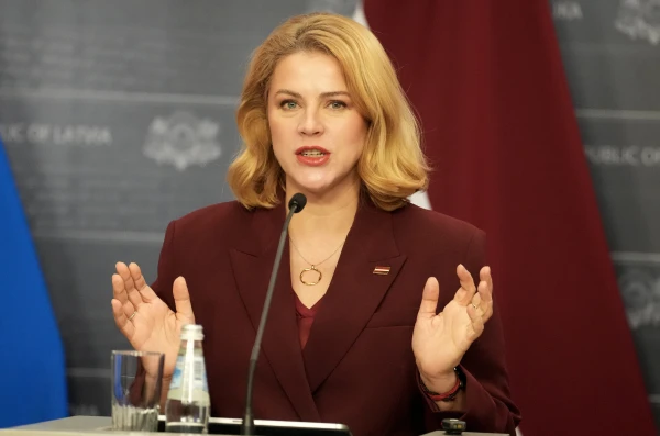 Изображение к статье: Силиня пошла ва-банк и «выиграла» 30-ти миллионный кредит для airBaltic