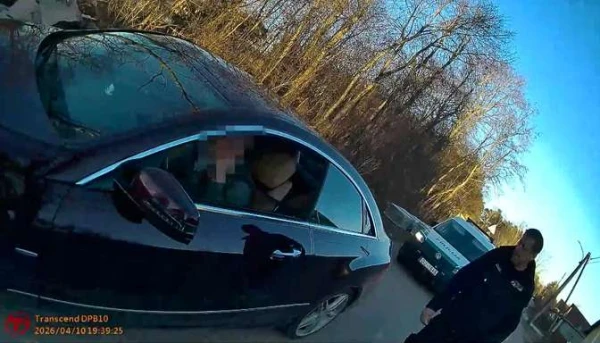 «Сколько литров было в бокале?» В Адажском крае женщина управляла «мерседесом» с двумя промилле алкоголя