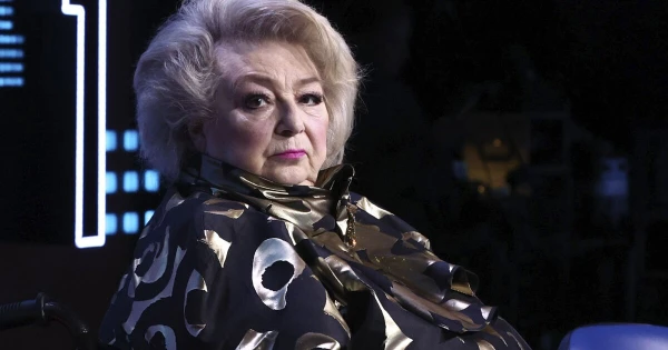 Надежда крепнет: Татьяна Тарасова идет на поправку, уже шутит и следит за фигурным катанием