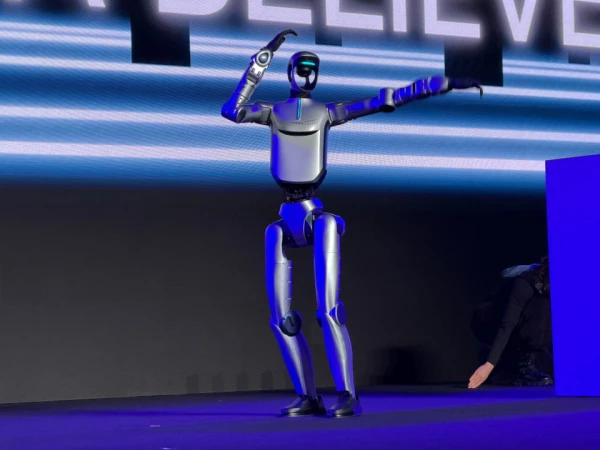 Робот Honor поразил мир, пробежав полумарафон быстрее выдающихся профессиональных атлетов!