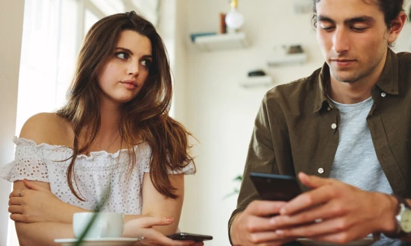 Изображение к статье: Обещает — но не делает: тревожные сигналы на первом свидании