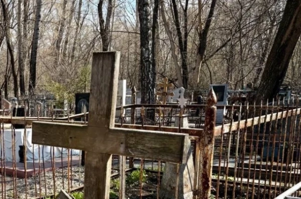 «Нужен свежий покойник». Лжеведунья обманула семью, заставив копать могилу