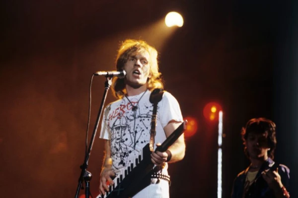 Рок, водка и 100 миллионов. Как умирал кумир 1990-х Крис Кельми