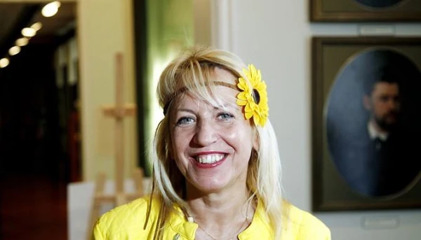 Изображение к статье: Что заставило певицу Ольгу Раецку раскрыть свой возраст перед всем трамваем