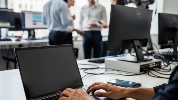 Meta пристально наблюдает за сотрудниками: как данные с экранов питают искусственный интеллект