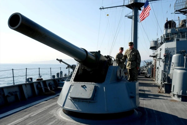 Изображение к статье: Решительный приказ Трампа: ВМС США готовы уничтожать иранские суда