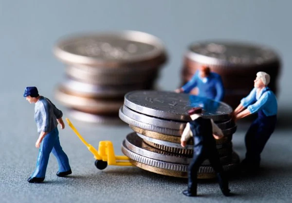 Минфин сообщил о срыве плана сбора налогов: латвийцы не хотят или не могут платить?