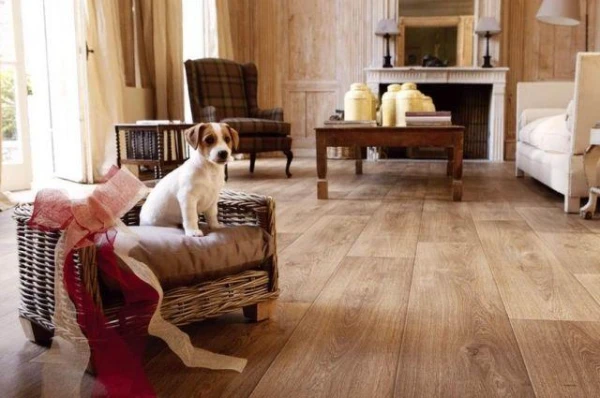 Можно ли обновить линолеум в квартире с помощью подручных средств?