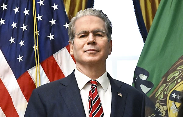 Изображение к статье: США не продлят исключение из санкций против нефти РФ и Ирана