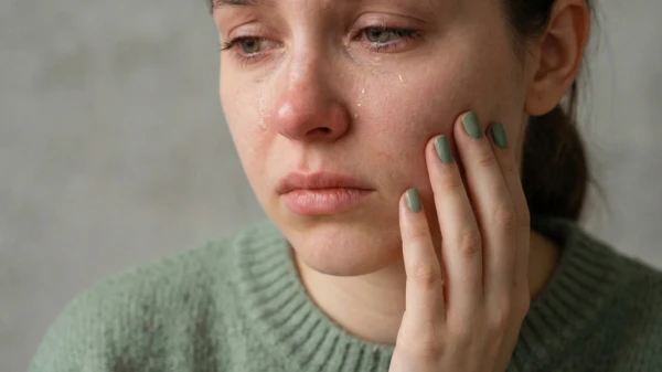 Изображение к статье: «Кортизоловое лицо»: что это и можно ли вернуть свежий вид