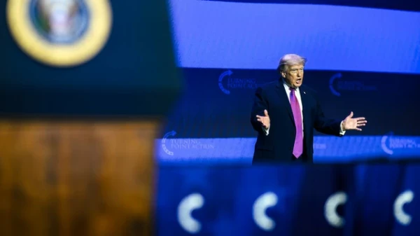 Изображение к статье: Роковое место: гостиница, где стреляли в Дональда Трампа, уже фигурировала в покушении на другого президента США