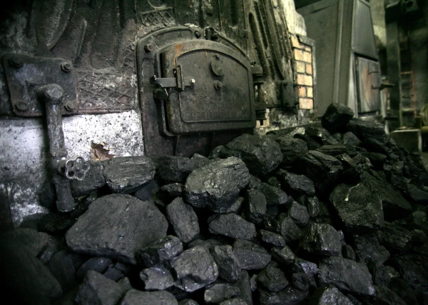 Старые котлы и мало людей: Госконтроль выявил проблемы с теплом в регионах