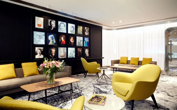 Госканцелярия пояснила, зачем Силине нужны были VIP-услуги в аэропорту Амстердама