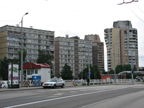 Мы по-прежнему платим больше: почему в Латвии не отменяют налог на единственное жильё