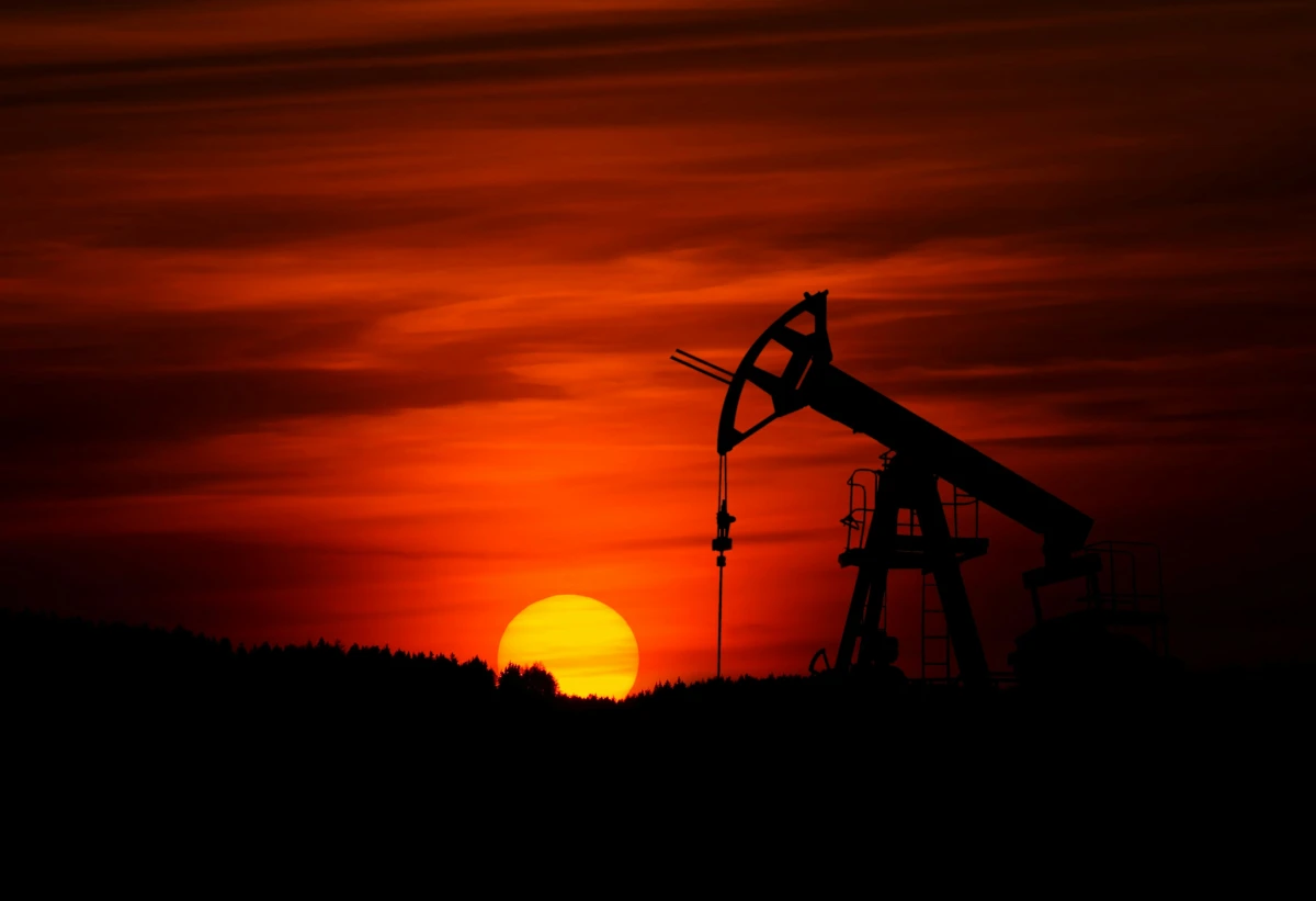 Изображение к статье: Мировые запасы нефти сокращаются рекордными темпами