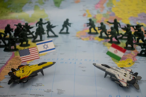Изображение к статье: США и Иран близки к подписанию меморандума о прекращении войны - Axios