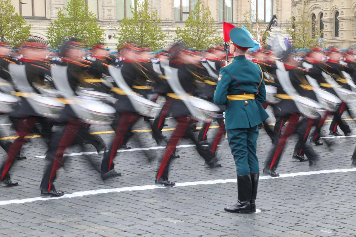 Изображение к статье: Парад на Красной площади в Москве.