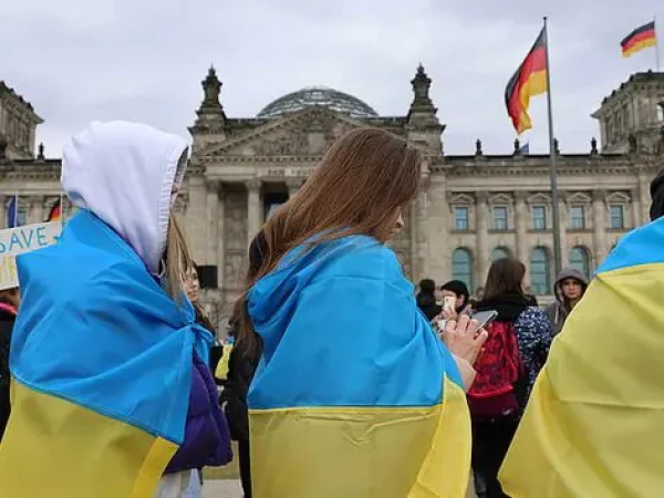 В Евросоюзе сократилось число украинских беженцев: в чем причина