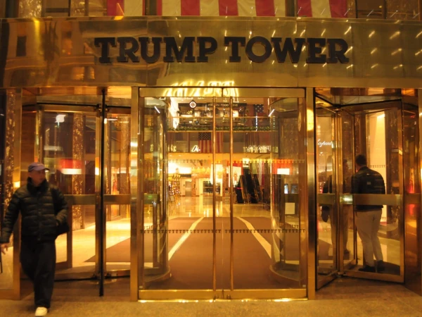 Изображение к статье: Trump International Hotel & Tower.