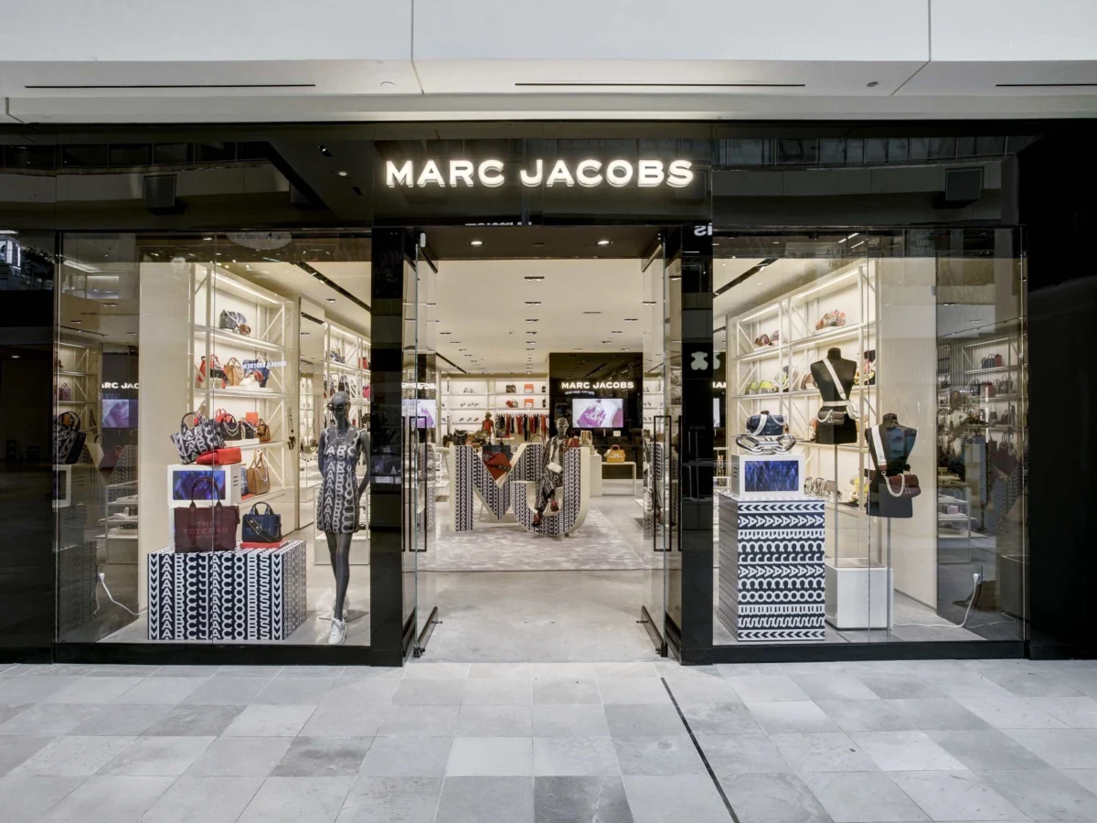 Изображение к статье: Marc Jacobs меняет владельца.